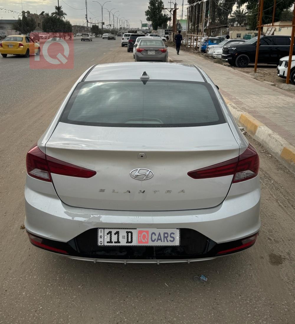 هيونداي النترا